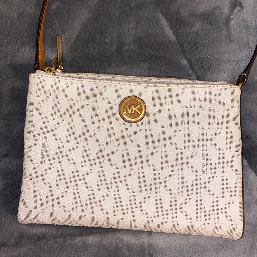 Michael Kors Cross Body Bag